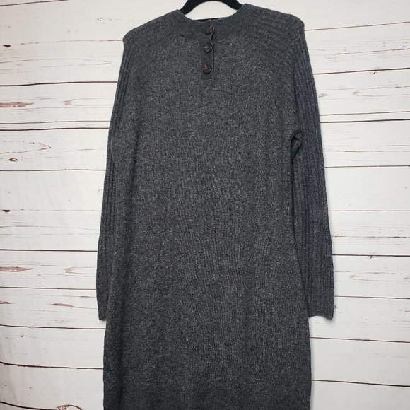 Abercrombie & Fitch Gray Sweater Dress - Picture 2 of 9